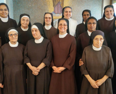 carmelitane-teresiane-1